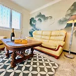 Soleil Levant - Grand Familial Climatise, Terrasse & Bbq Apartment *