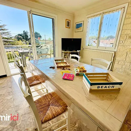 Soleil Levant - Grand Familial Climatise, Terrasse & Bbq Apartamento