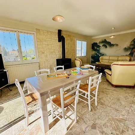 Apartment Soleil Levant - Grand Familial Climatise, Terrasse & Bbq